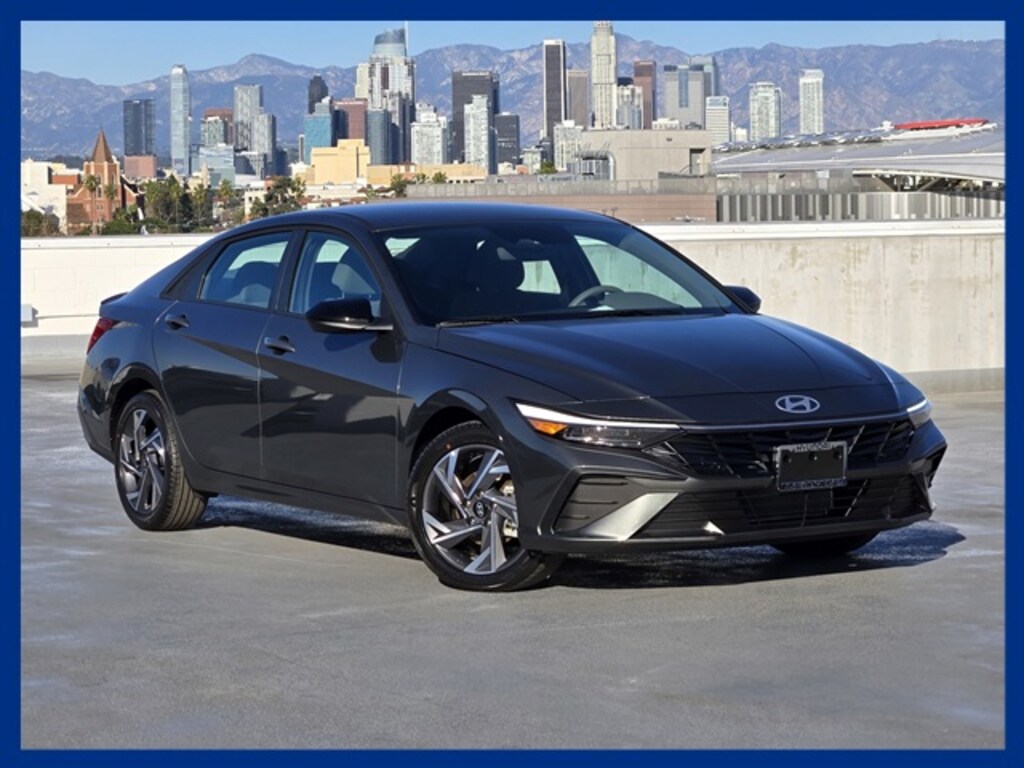 Used 2025 Hyundai Elantra SEL Sport Sedan