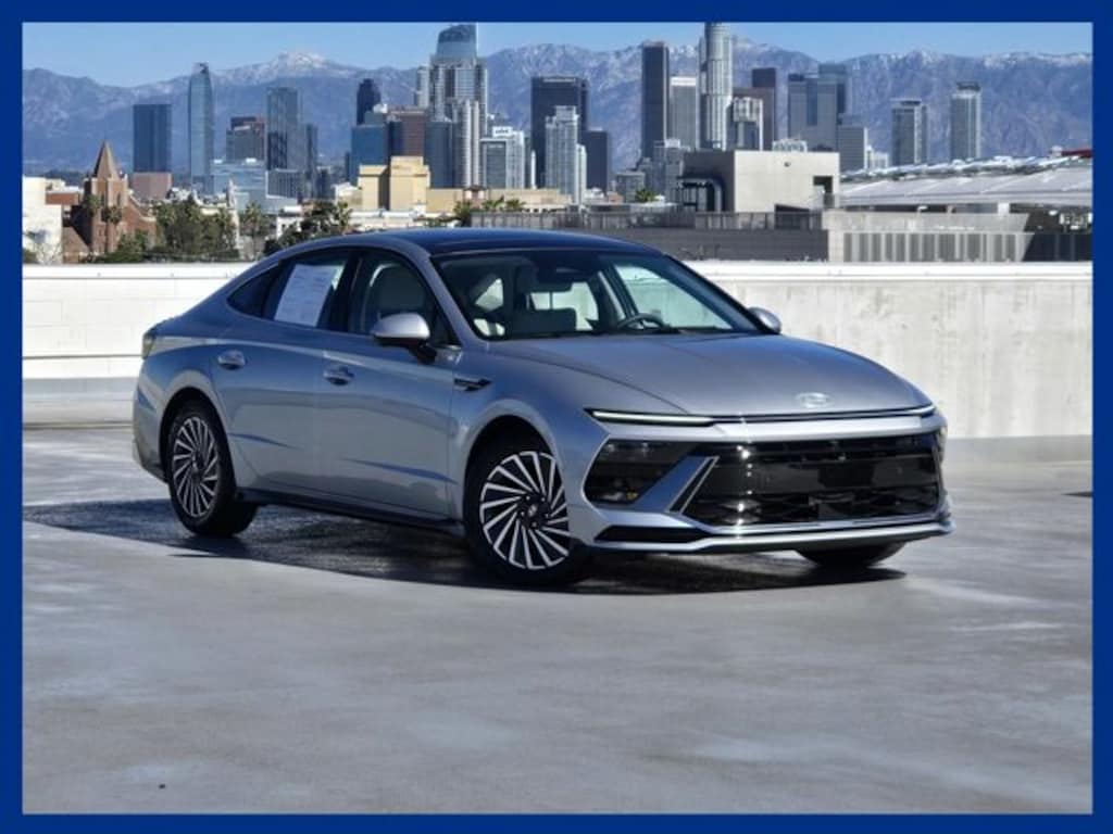 Used 2025 Hyundai Sonata Hybrid Limited Sedan