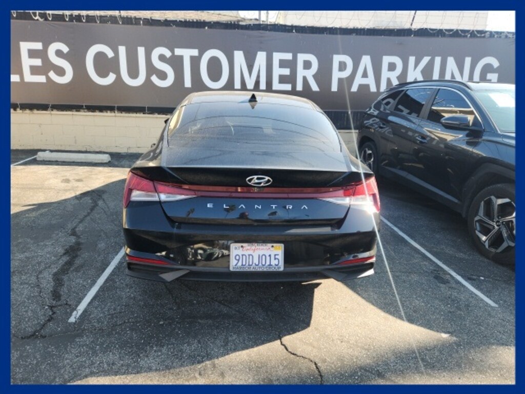 Used 2023 Hyundai Elantra SEL Sedan