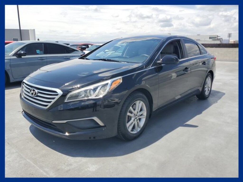 Used 2017 Hyundai Sonata w/PZEV Sedan