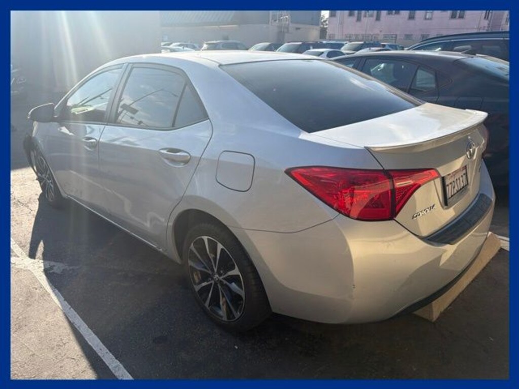 Used 2017 Toyota Corolla SE Sedan