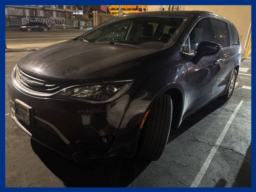 Used 2018 Chrysler Pacifica Hybrid Touring Plus Van Passenger Van