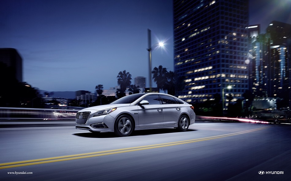 2017 Hyundai Sonata Plug-in driving at night in the city