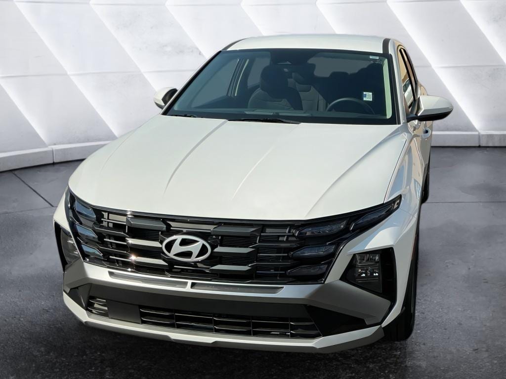 2026 Hyundai Tucson SE's photo