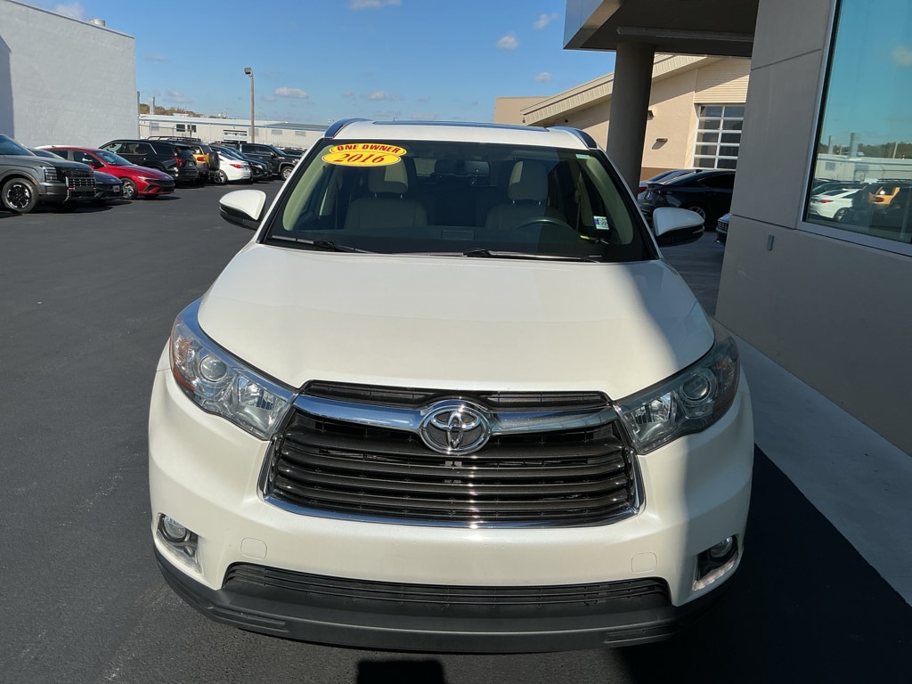 Used 2016 Toyota Highlander Limited SUV