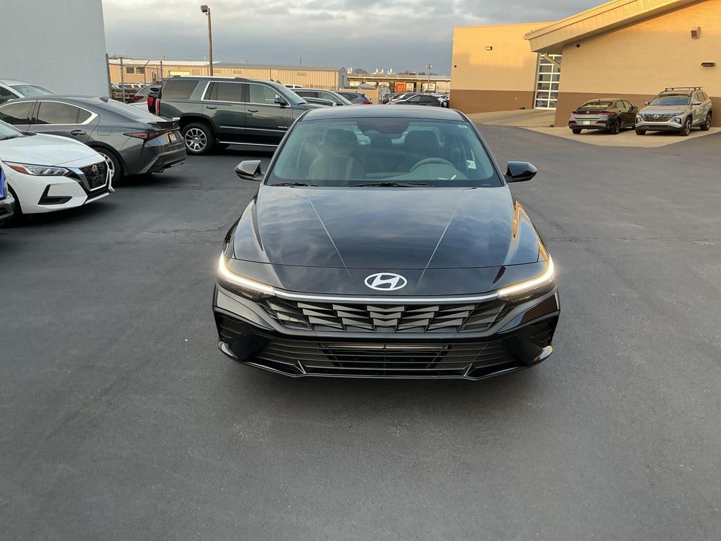 New 2026 Hyundai Elantra SEL Sport Sedan