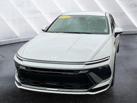 2025 Hyundai Sonata SE Sedan