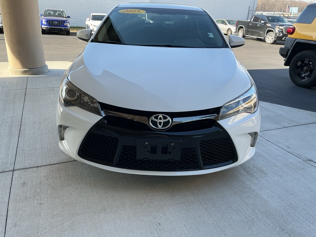 2015 Toyota Camry SE