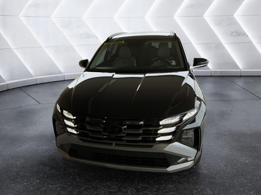 2026 Hyundai Tucson Hybrid Limited photo 2
