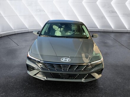 2025 Hyundai Elantra Hybrid Limited Sedan