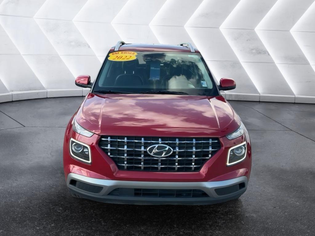 2022 Hyundai Venue SEL Limited photo 2