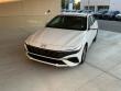 New 2025 Hyundai Elantra SE Sedan