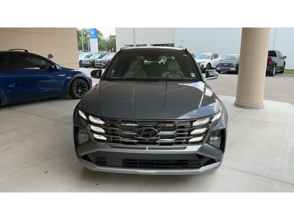 2025 Hyundai Tucson Limited photo 2