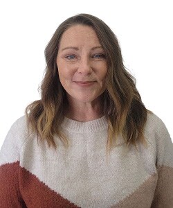 Staff member Brianna Cates from c040354bd628