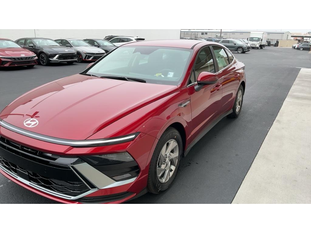 New 2026 Hyundai Sonata SE Sedan