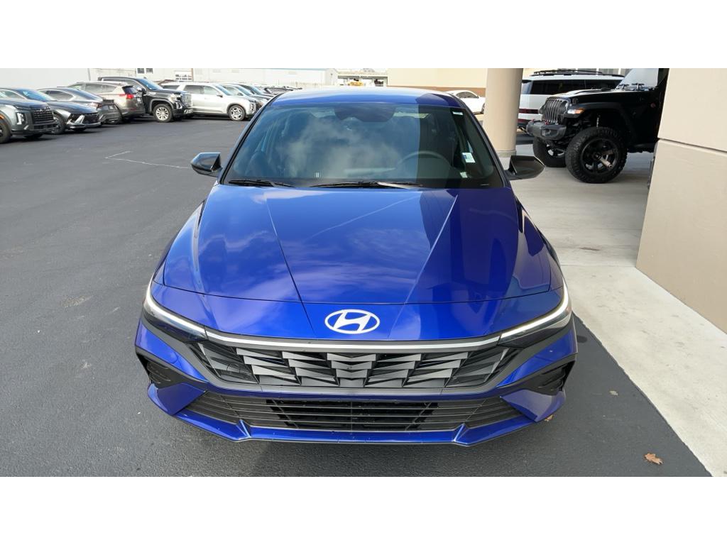 2026 Hyundai Elantra SEL's photo