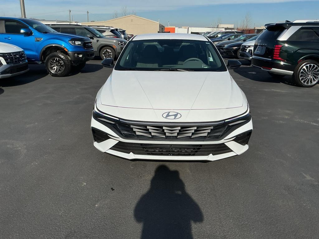 New 2026 Hyundai Elantra SEL Sport Sedan