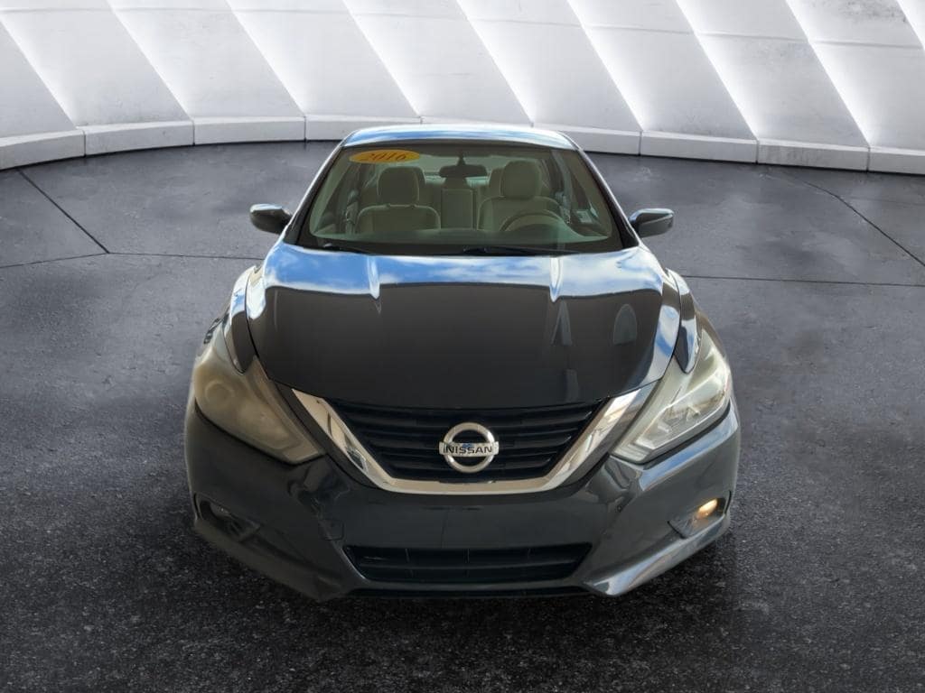 2016 Nissan Altima SV