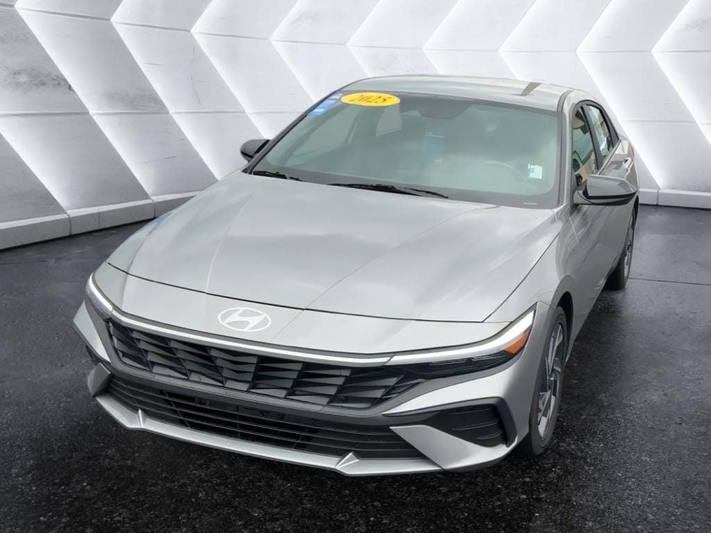 2025 Hyundai Elantra Blue
