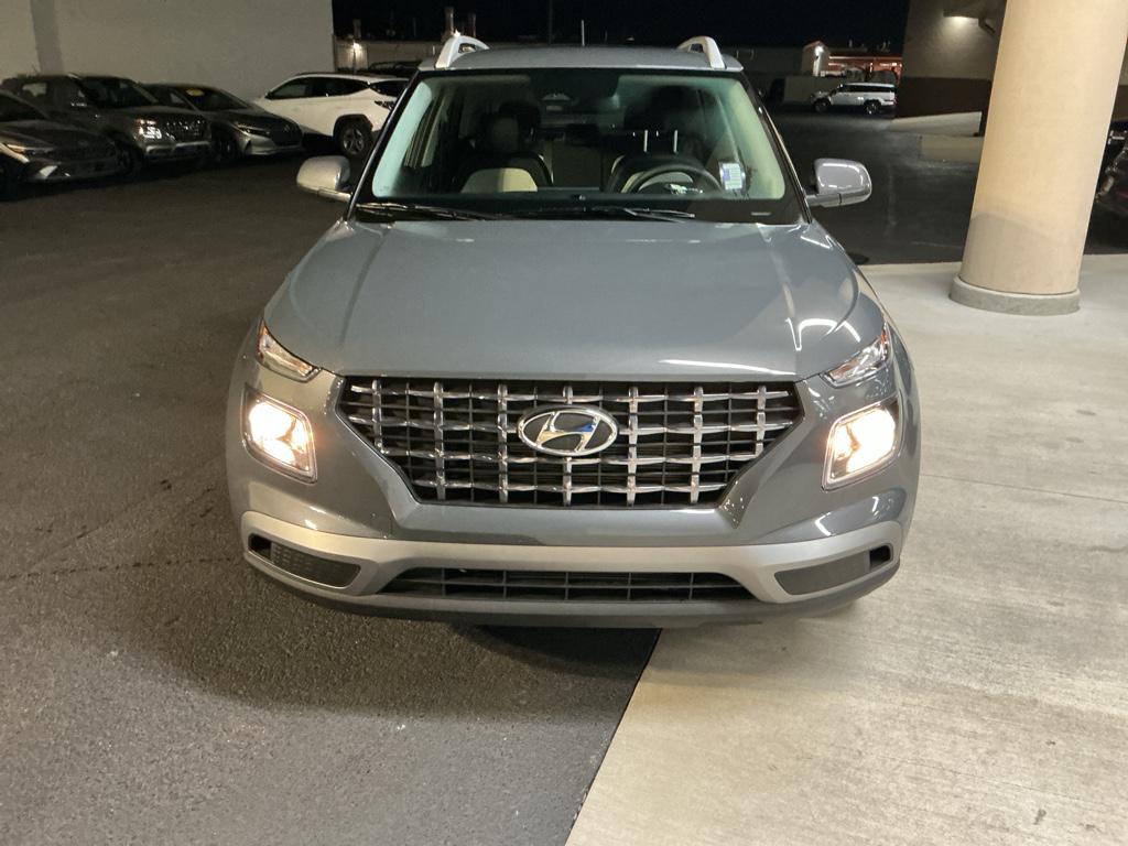 2026 Hyundai Venue SEL's photo