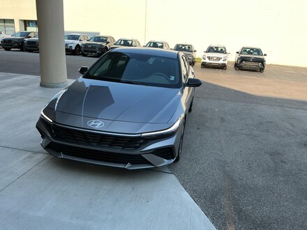 2025 Hyundai Elantra SEL Sport Sedan