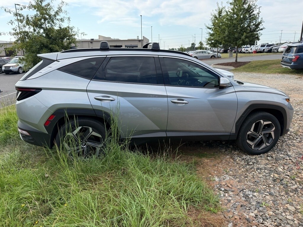 2022 Hyundai Tucson Hybrid Limited photo 2