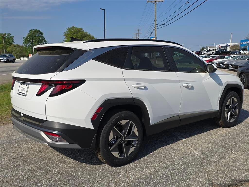 New 2026 Hyundai Tucson SEL FWD SUV