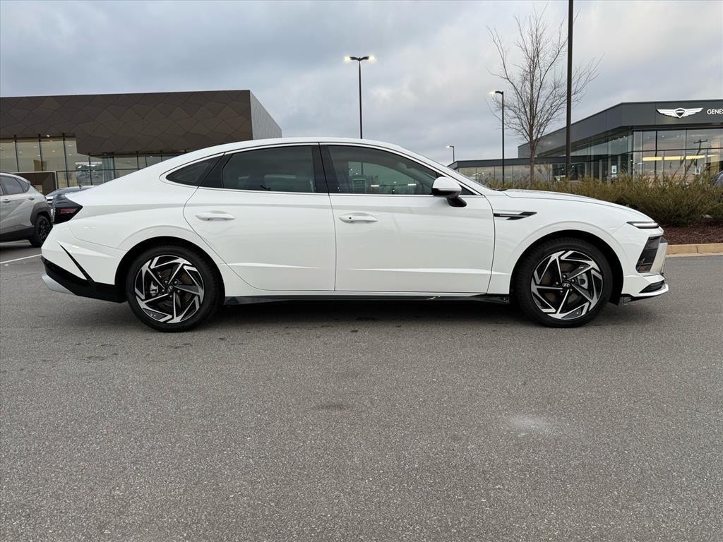 New 2026 Hyundai Sonata SEL Sport Sedan