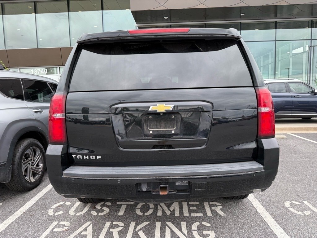 2019 Chevrolet Tahoe LT photo 3