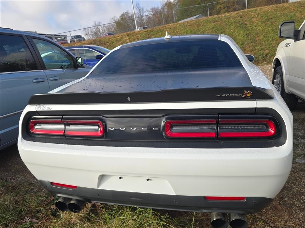 2022 Dodge Challenger R/T Scat Pack photo 4