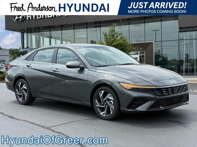 2025 Hyundai Elantra Hybrid Limited