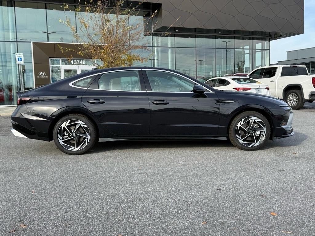 New 2026 Hyundai Sonata SEL Sport Sedan