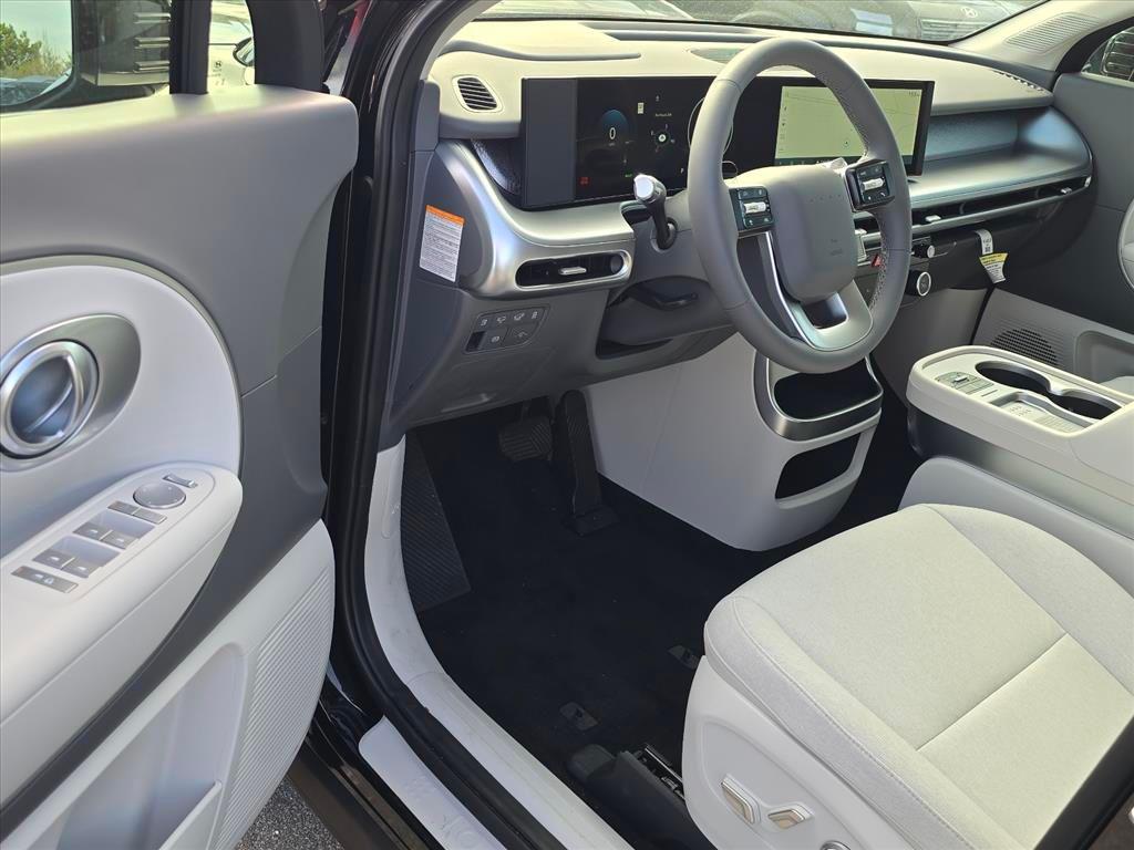 2026 Hyundai IONIQ 9 SE - Photo 9