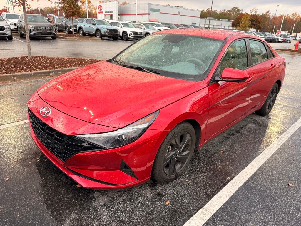 Used 2021 Hyundai Elantra SEL Sedan