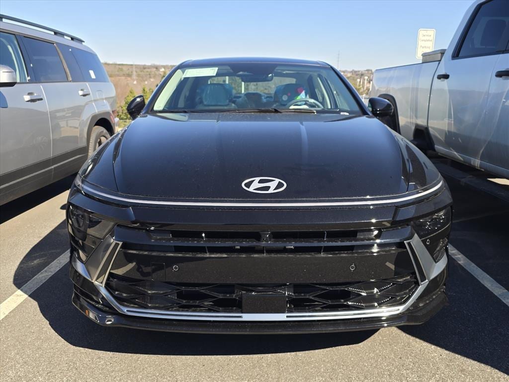 New 2026 Hyundai Sonata Hybrid Limited Sedan
