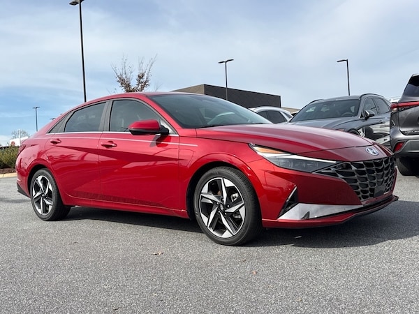 2023 Hyundai Elantra Limited Sedan