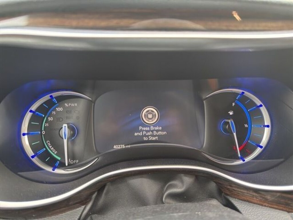 Used 2022 Chrysler Pacifica Hybrid Pinnacle Minivan/Van