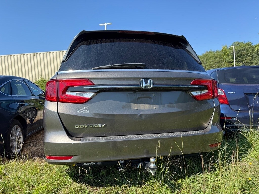 2021 Honda Odyssey EX-L photo 3