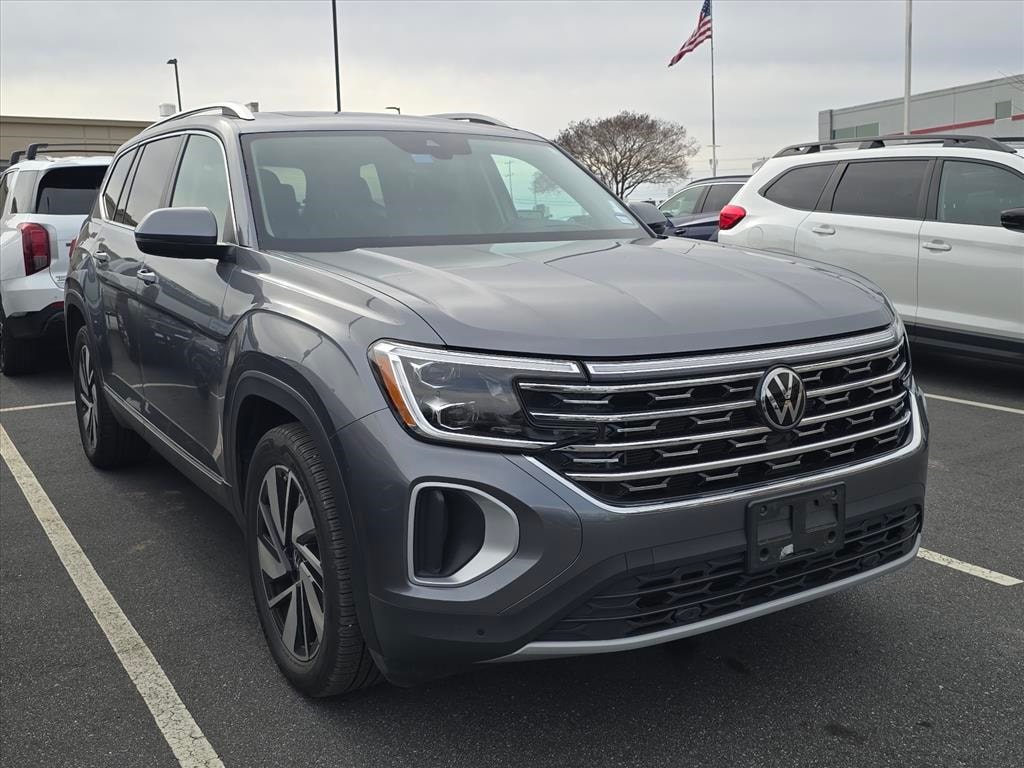 2024 Volkswagen Atlas SEL's photo