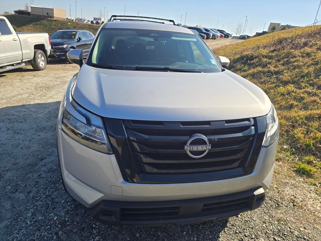 Used 2022 Nissan Pathfinder SV SUV