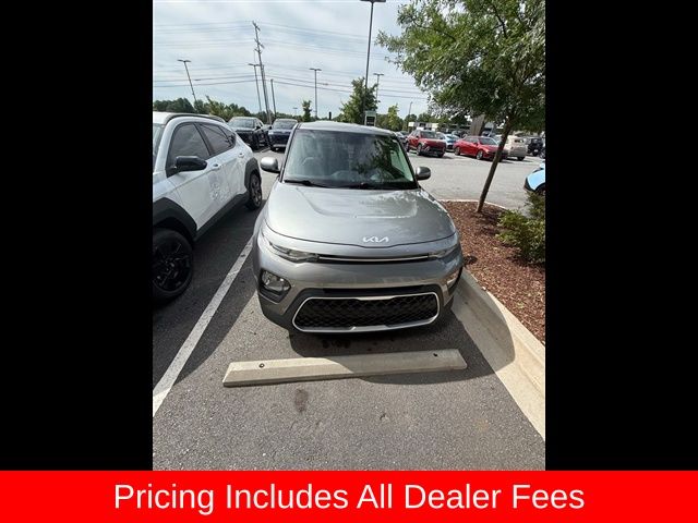 2022 Kia Soul 2.0L LX IVT's photo