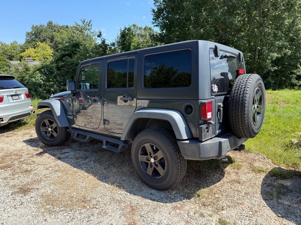 2017 Jeep Wrangler Unlimited Sport photo 4