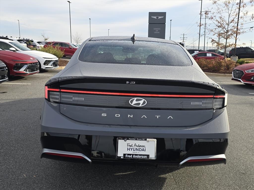 New 2026 Hyundai Sonata SEL Sport Sedan