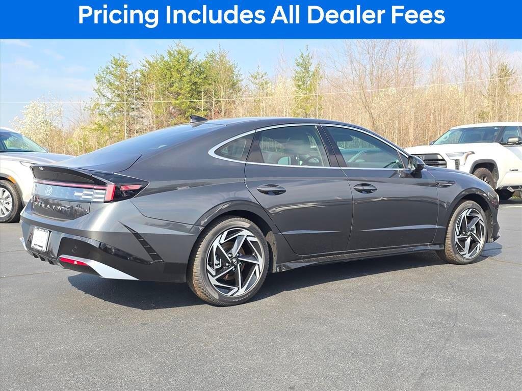 New 2026 Hyundai Sonata SEL Sport Sedan