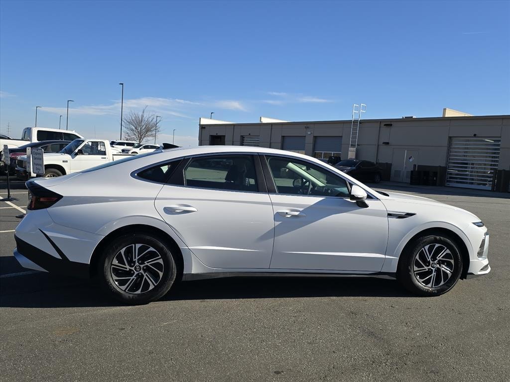 New 2026 Hyundai Sonata Hybrid Blue Sedan
