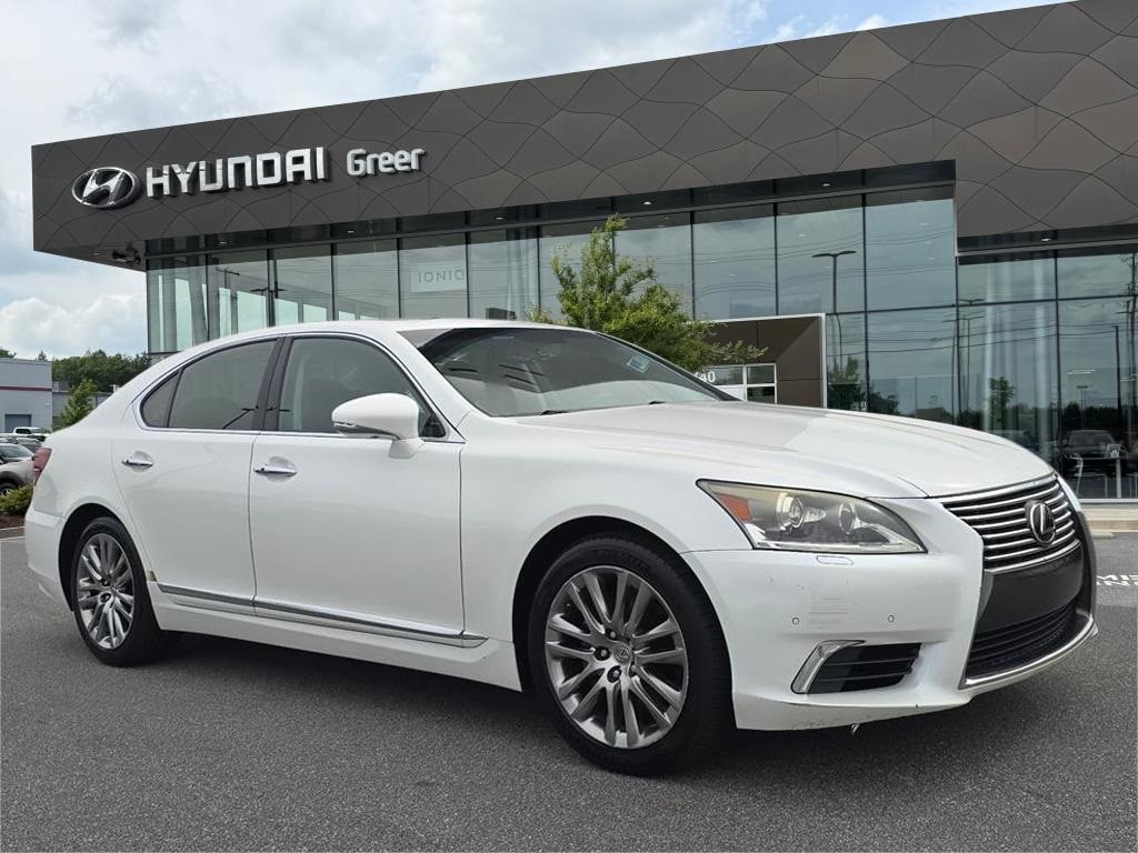 2014 Lexus LS Base's photo