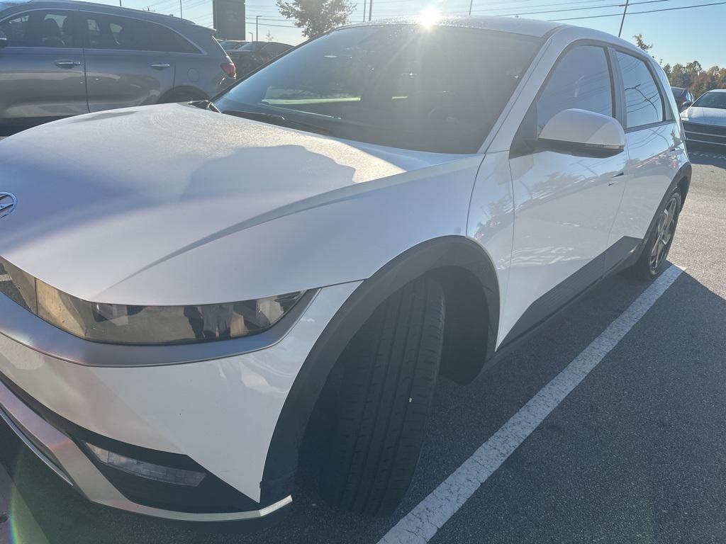 2023 Hyundai IONIQ 5 SE's photo