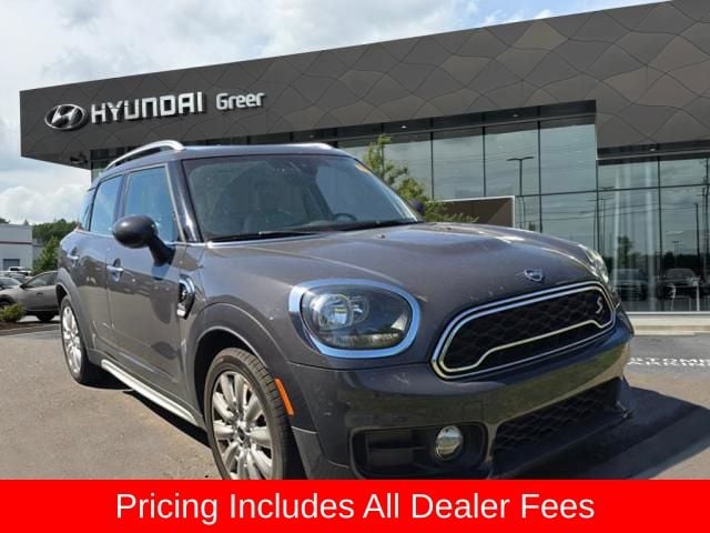 2019 MINI Countryman Cooper S Signature's photo