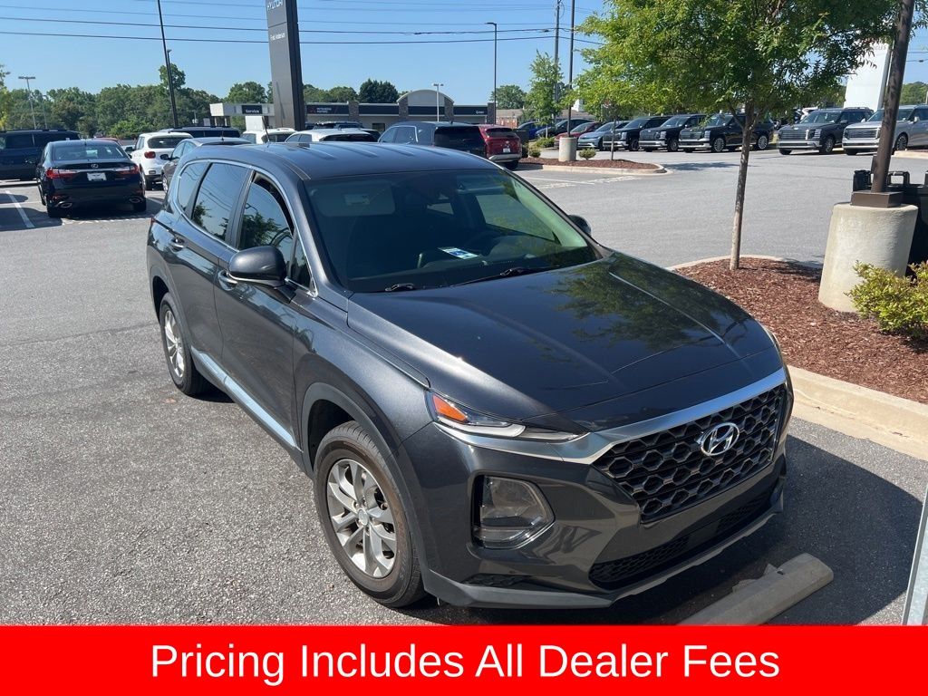 2020 Hyundai Santa Fe SE 2.4's photo
