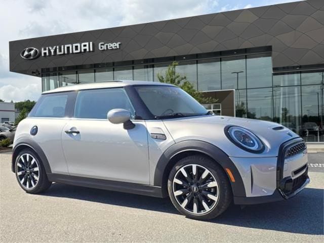 2023 MINI 3 Door S